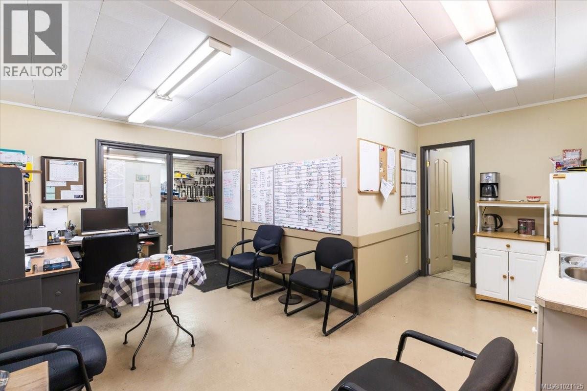 2320 Mccullough Rd, Nanaimo, British Columbia  V9S 4N2 - Photo 11 - 1021125