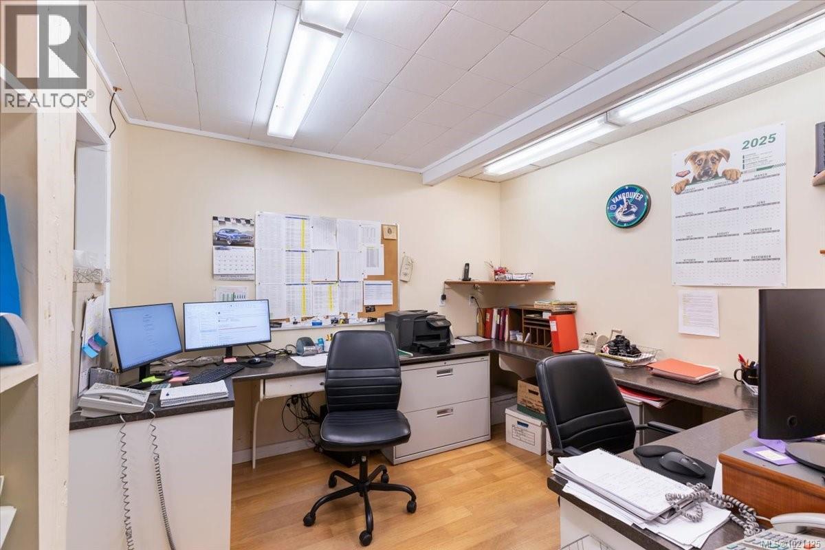 2320 Mccullough Rd, Nanaimo, British Columbia  V9S 4N2 - Photo 8 - 1021125