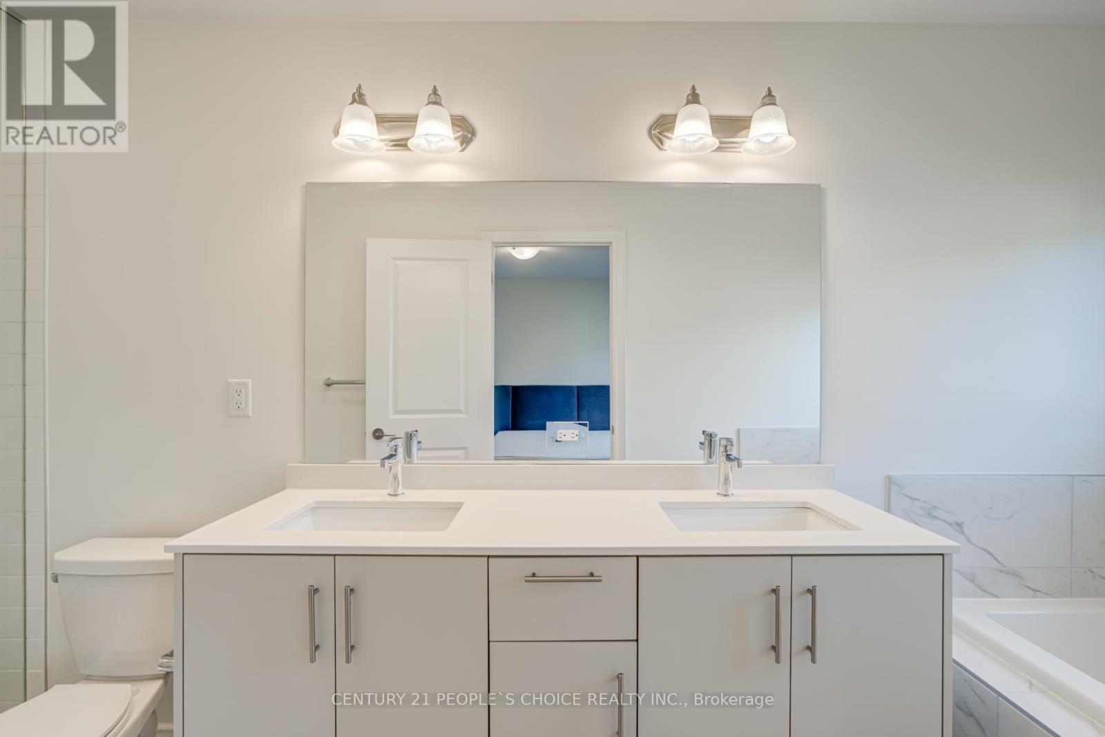 64 Montrose Boulevard, Bradford West Gwillimbury, Ontario  L3Z 4P3 - Photo 27 - N12573916