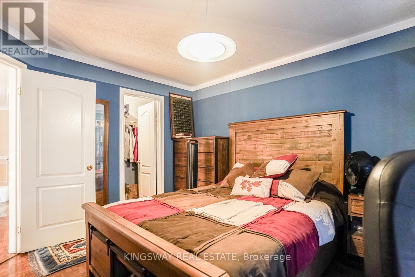 5969 Rayshaw Crescent, Mississauga, Ontario  L5M 2P1 - Photo 26 - W12577500