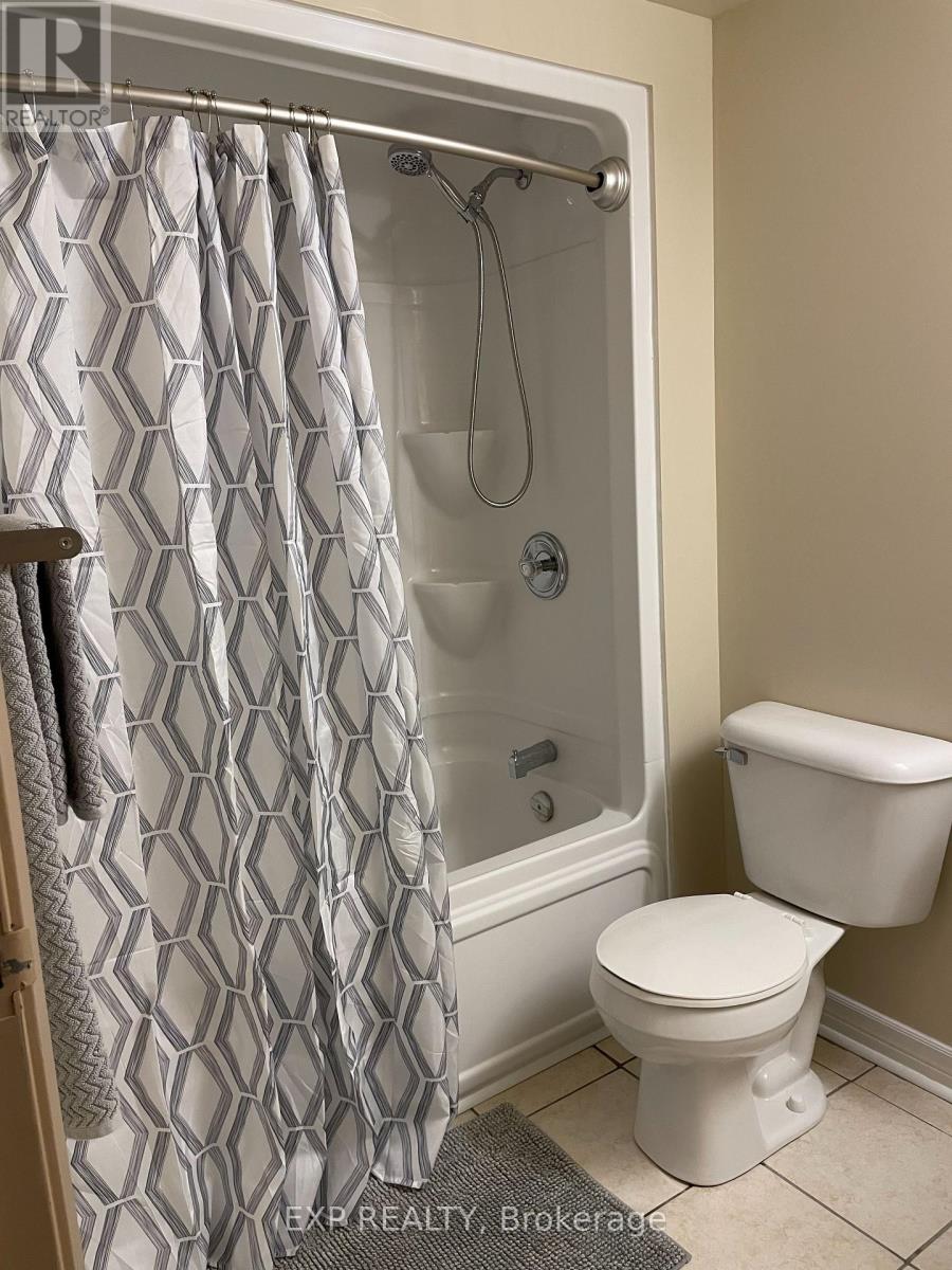 102 - 271 Lester Street, Waterloo, Ontario  N2L 3W6 - Photo 7 - X12126034