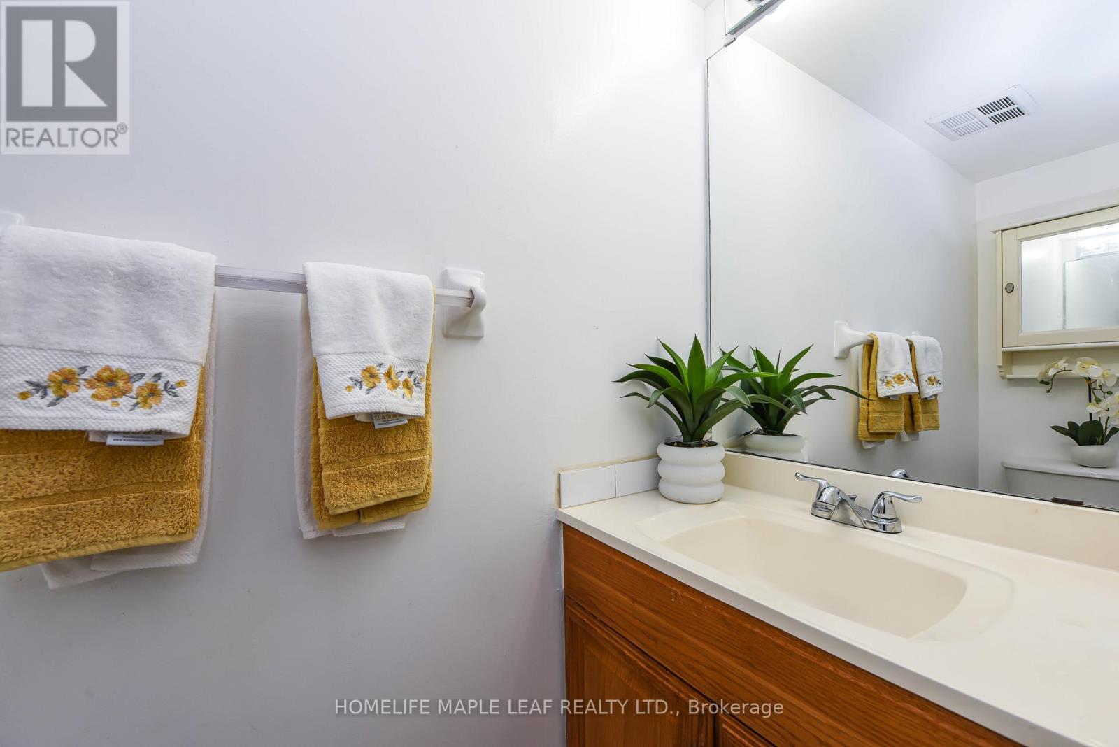 107b - 211 Forum Drive, Mississauga, Ontario L4Z 4C1 - Photo 25 - W12243292