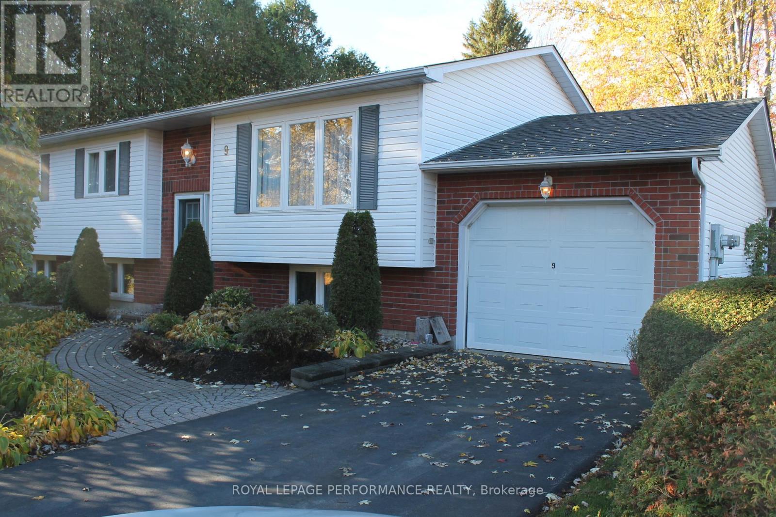 9 Eldon Street, Russell, Ontario  K4R 1C1 - Photo 44 - X12578700