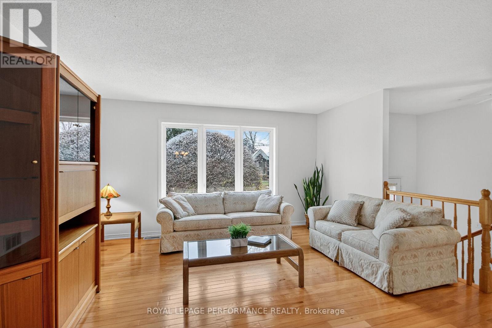 9 Eldon Street, Russell, Ontario  K4R 1C1 - Photo 8 - X12578700