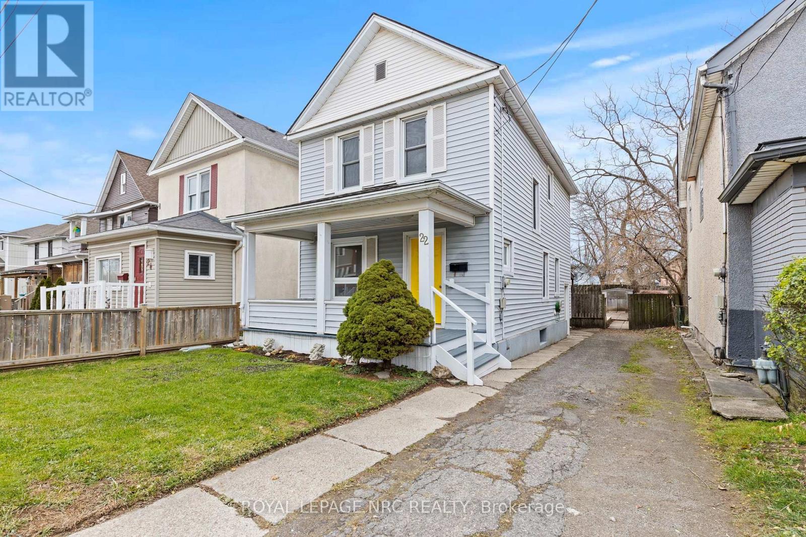 22 Denistoun Street, Welland, Ontario  L3C 1T9 - Photo 2 - X12578584