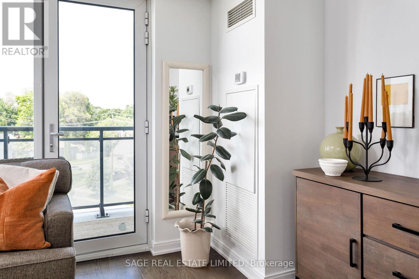 401 - 760 The Queensway, Toronto, Ontario  M8Z 0E1 - Photo 18 - W12578528