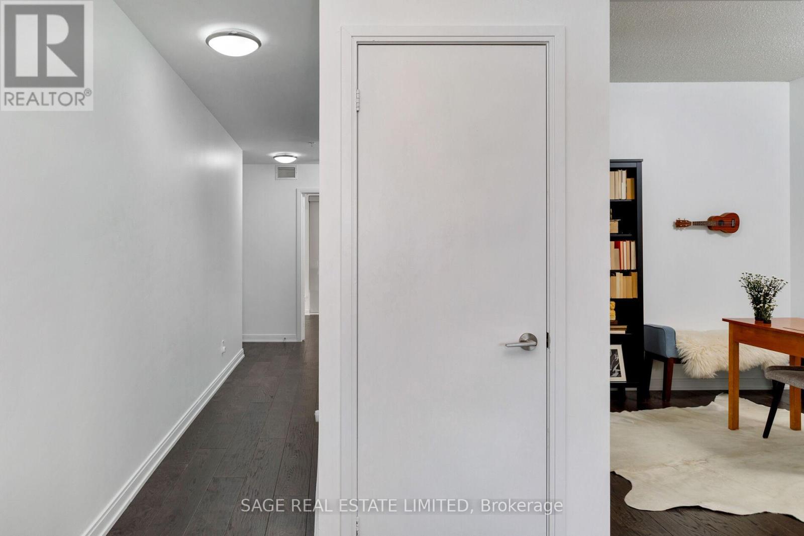 401 - 760 The Queensway, Toronto, Ontario  M8Z 0E1 - Photo 21 - W12578528