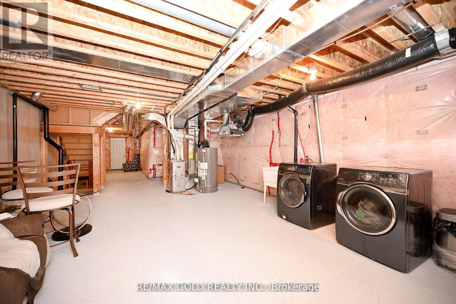 12 Coastline Drive, Brampton, Ontario  L6Y 0T5 - Photo 14 - W12578538