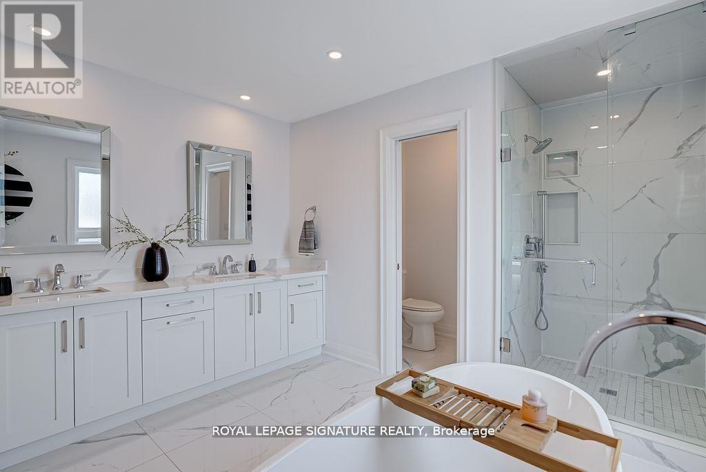 110 Evans Avenue, Toronto, Ontario  M8Z 1H9 - Photo 19 - W12578546