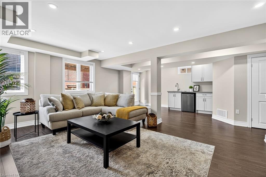 225 Skinner Road, Waterdown, Ontario  L8B 1X2 - Photo 37 - 40790658