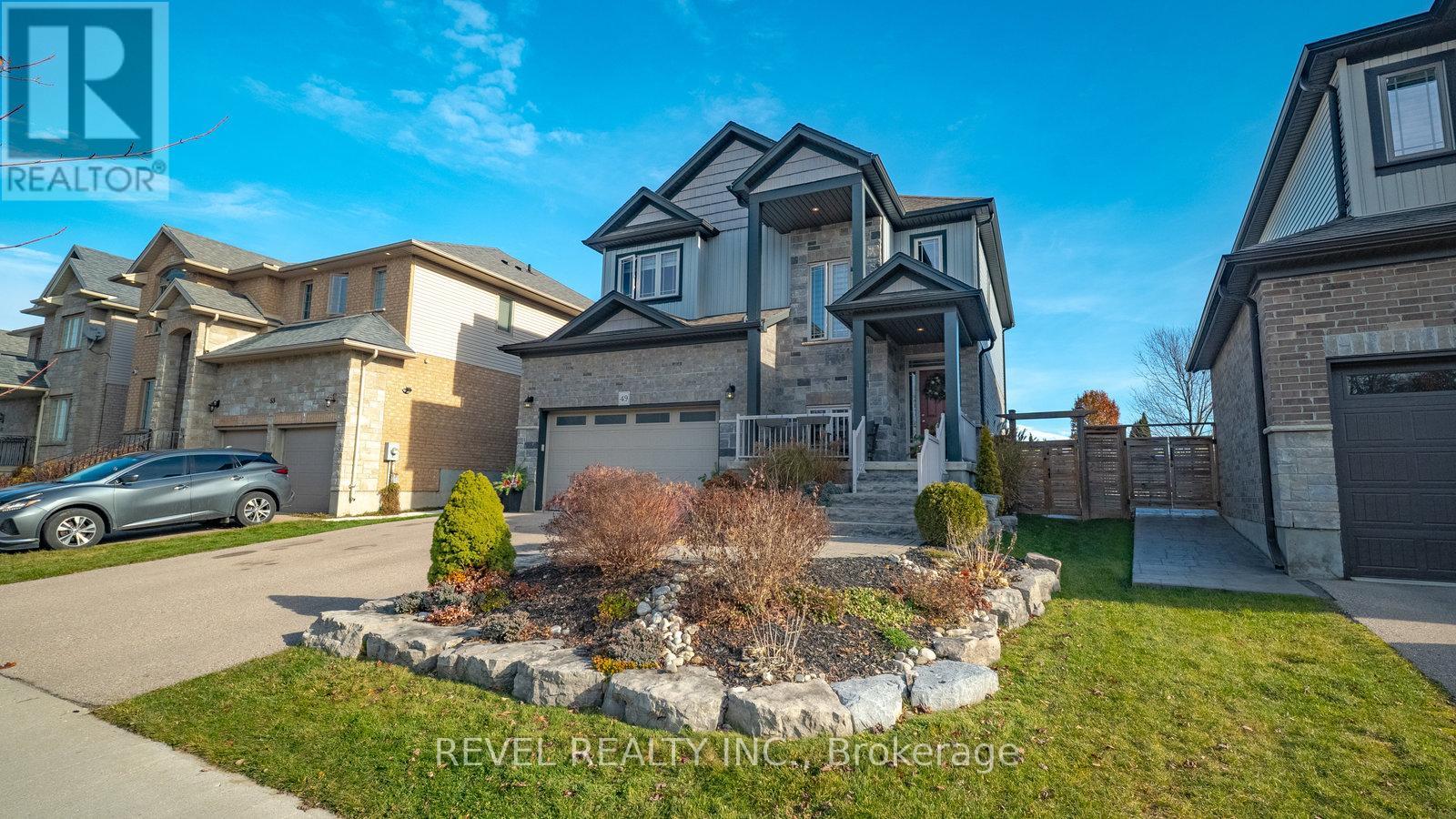 49 Theodore Schuler Boulevard, Wilmot, Ontario  N3A 4N5 - Photo 2 - X12578462