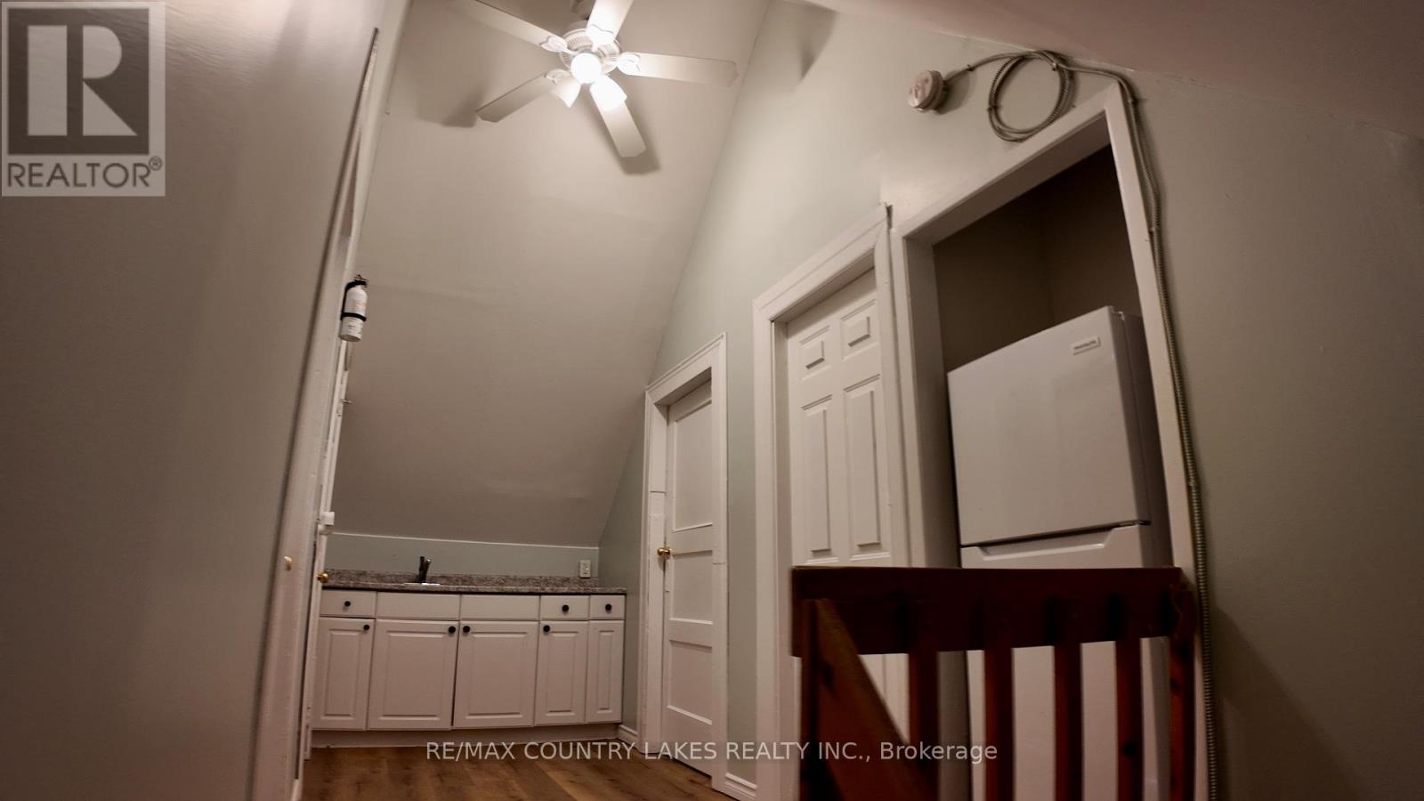 7 Melbourne Street E, Kawartha Lakes, Ontario  K9V 1X2 - Photo 26 - X12578474