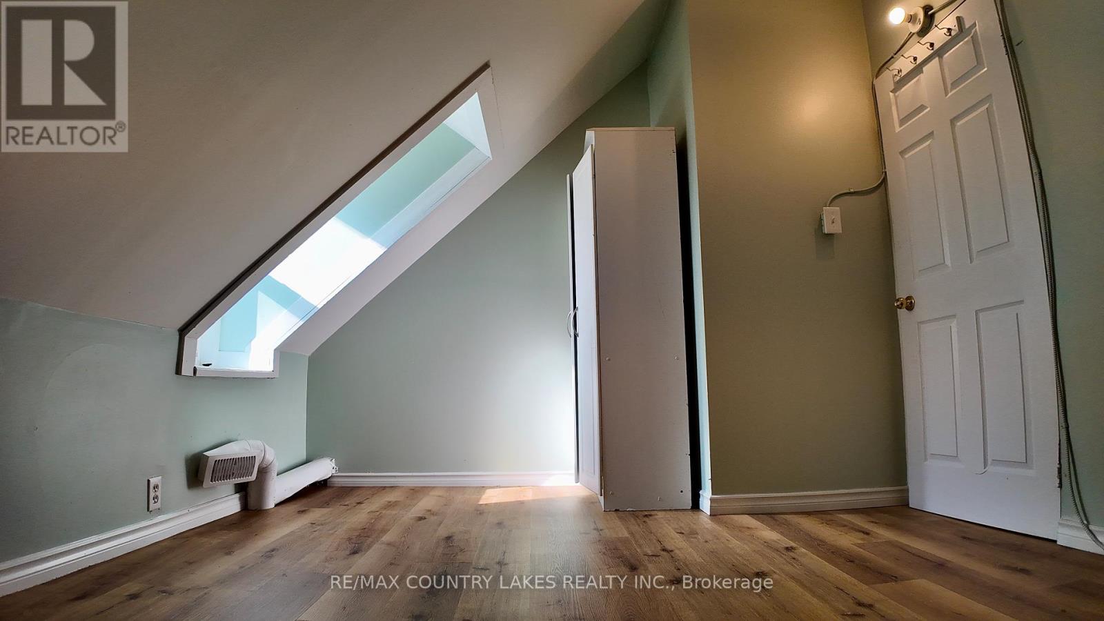 7 Melbourne Street E, Kawartha Lakes, Ontario  K9V 1X2 - Photo 27 - X12578474