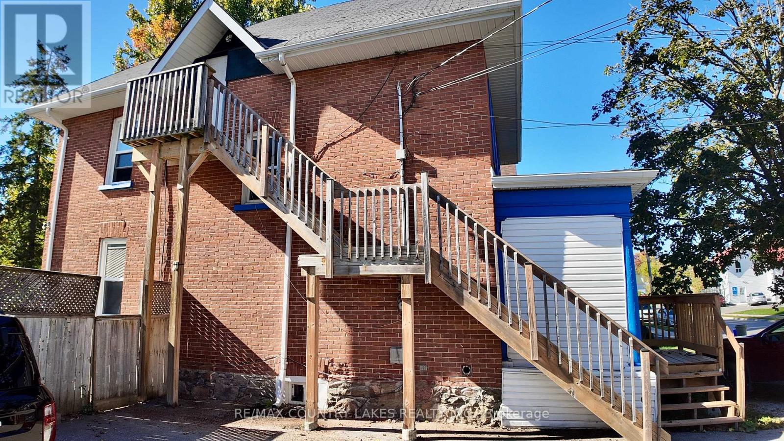 7 Melbourne Street E, Kawartha Lakes, Ontario  K9V 1X2 - Photo 3 - X12578474