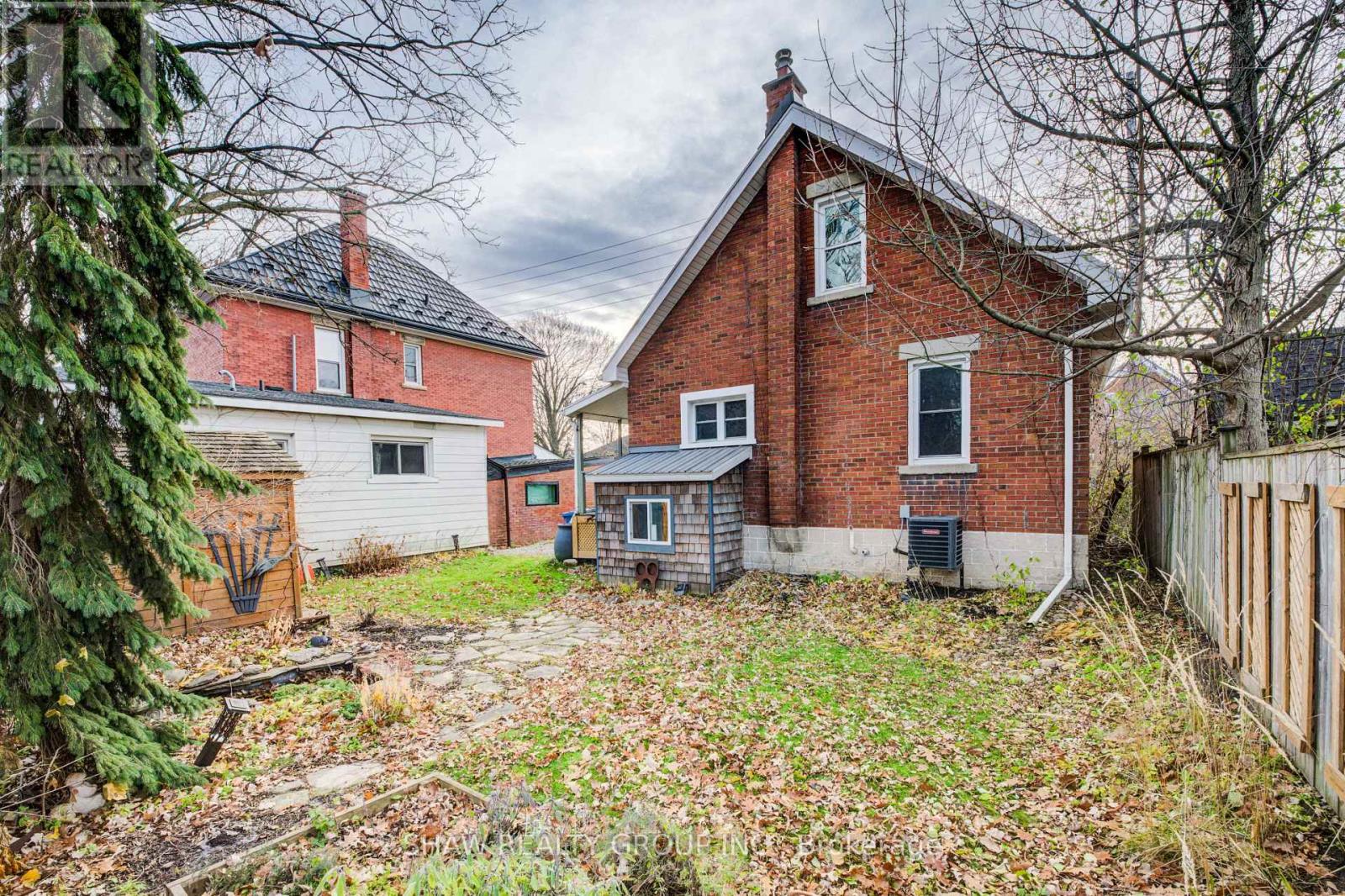 195 Edinburgh Road N, Guelph, Ontario  N1H 5R8 - Photo 37 - X12578508