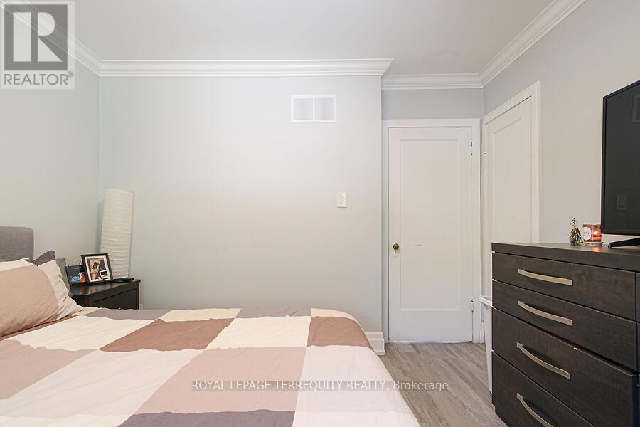 153 East 16th Street, Hamilton, Ontario  L9A 4J4 - Photo 26 - X12578514