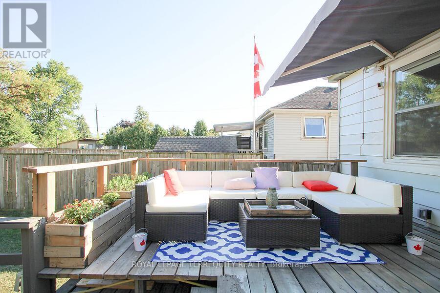 153 East 16th Street, Hamilton, Ontario  L9A 4J4 - Photo 32 - X12578514