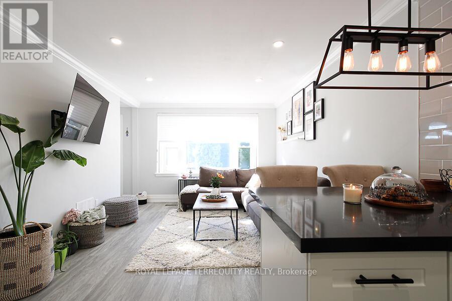 153 East 16th Street, Hamilton, Ontario  L9A 4J4 - Photo 7 - X12578514