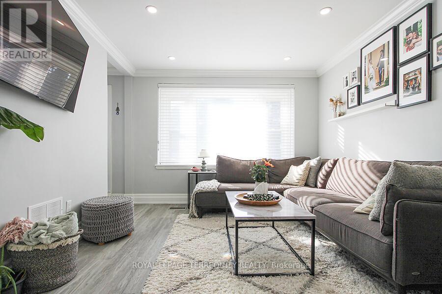 153 East 16th Street, Hamilton, Ontario  L9A 4J4 - Photo 8 - X12578514