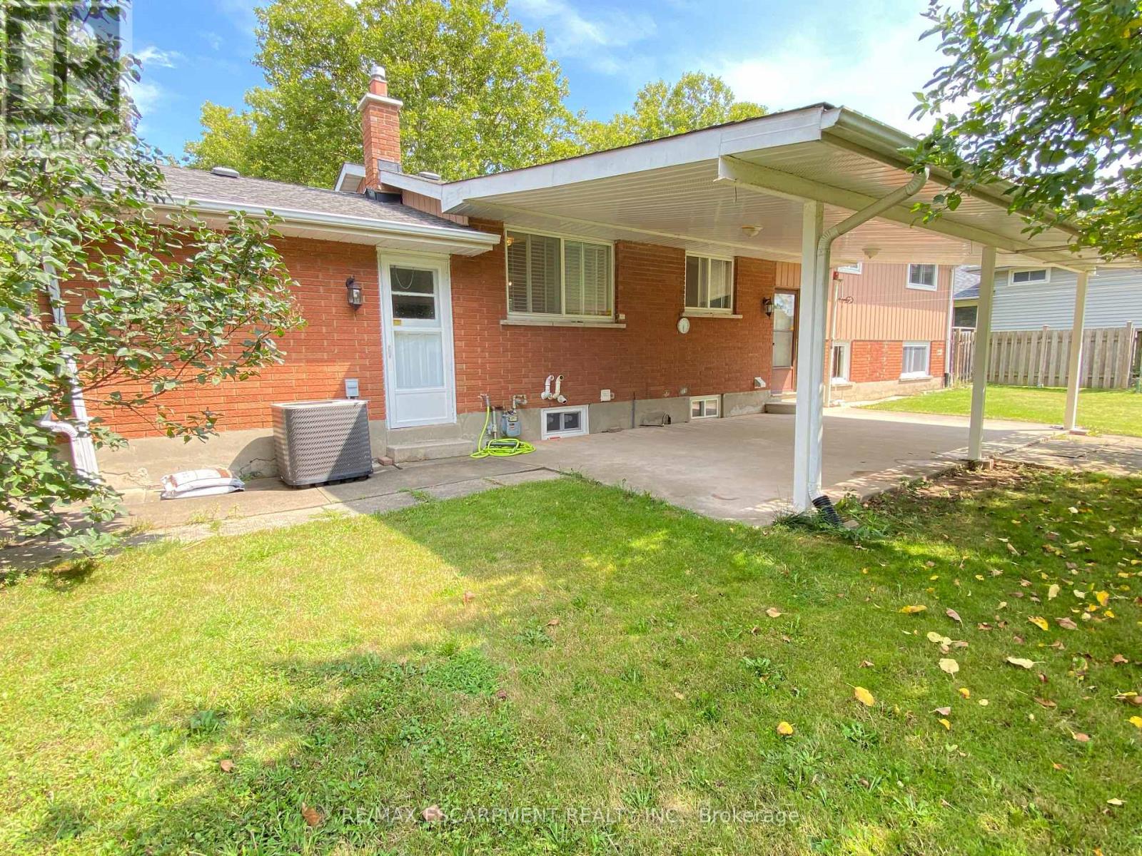 4327 Mitchell Avenue, Niagara Falls, Ontario  L2E 6R4 - Photo 12 - X12578548