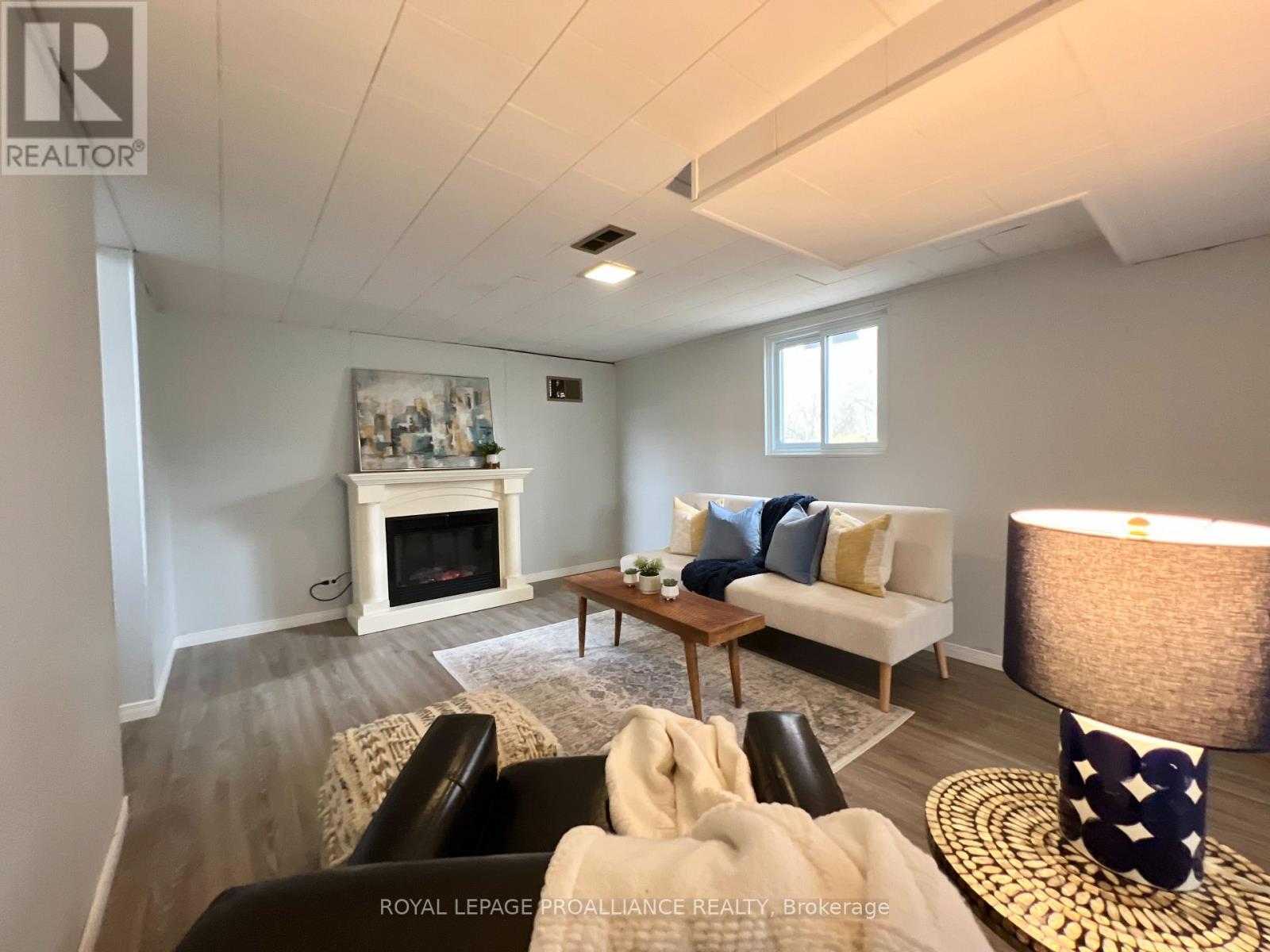 16 Lee Avenue, Belleville, Ontario  K8N 1Y2 - Photo 19 - X12578642