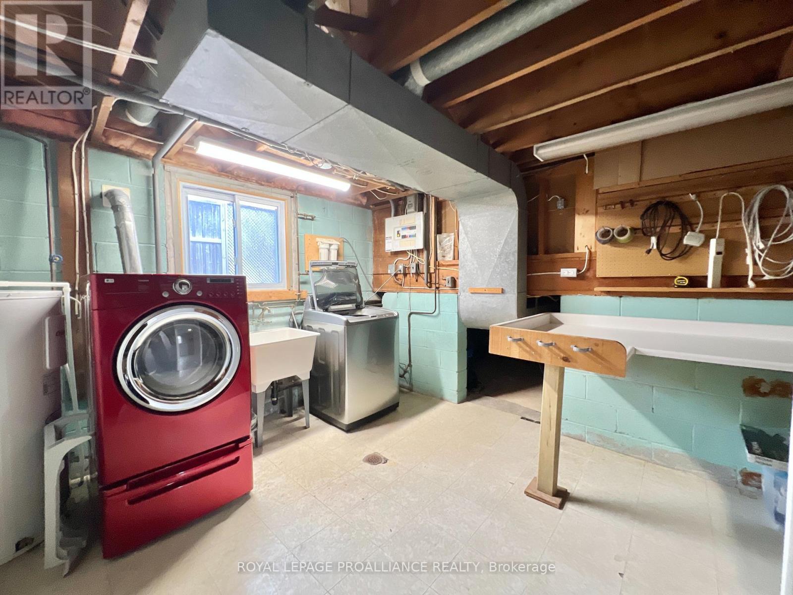 16 Lee Avenue, Belleville, Ontario  K8N 1Y2 - Photo 23 - X12578642