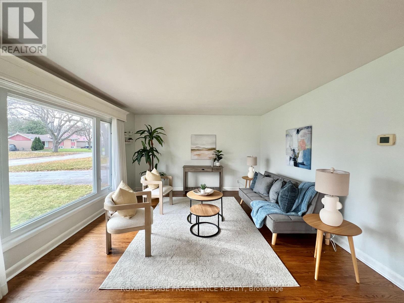 16 Lee Avenue, Belleville, Ontario  K8N 1Y2 - Photo 6 - X12578642