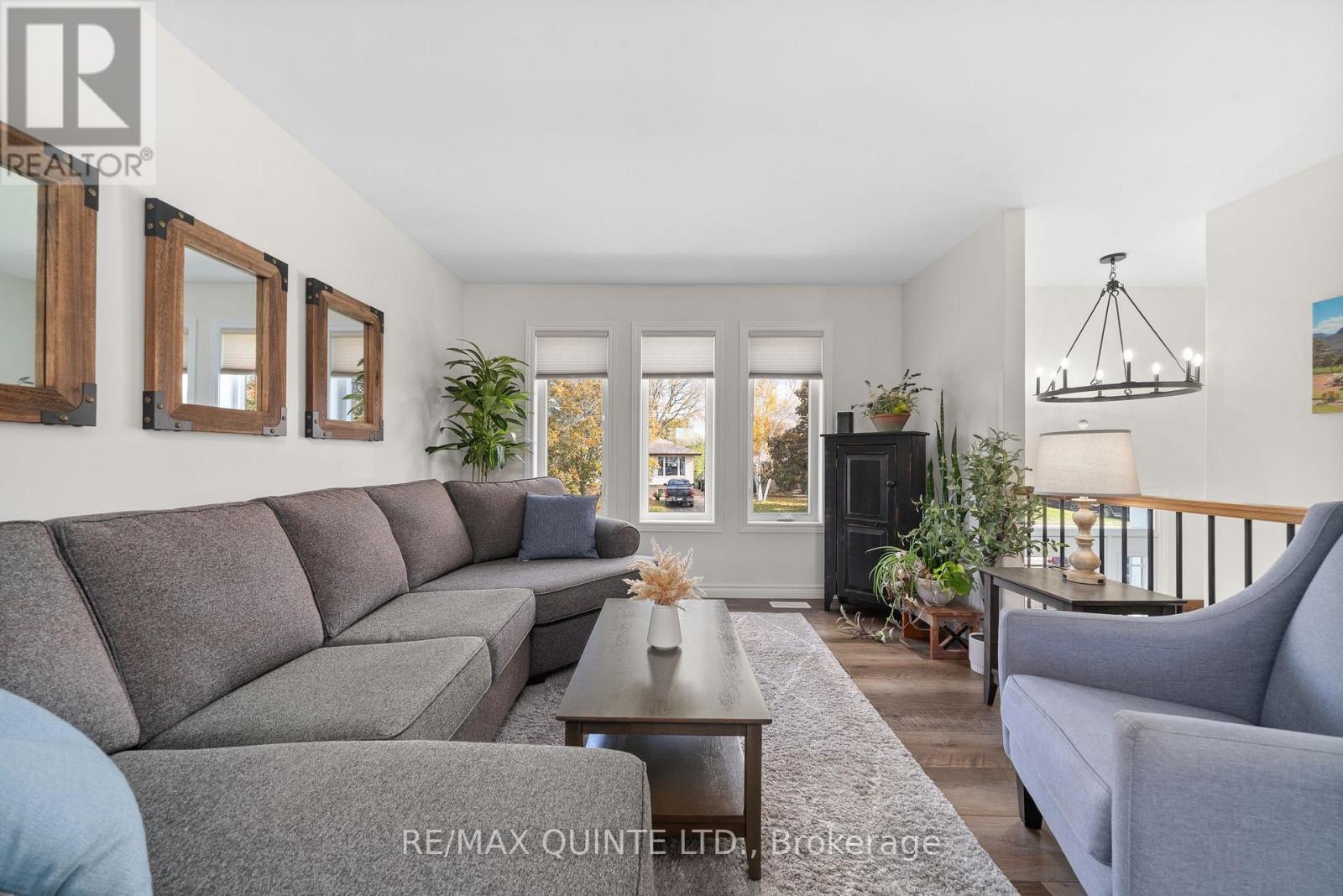 56 Alnet Drive, Belleville, Ontario  K8P 4X4 - Photo 13 - X12578732