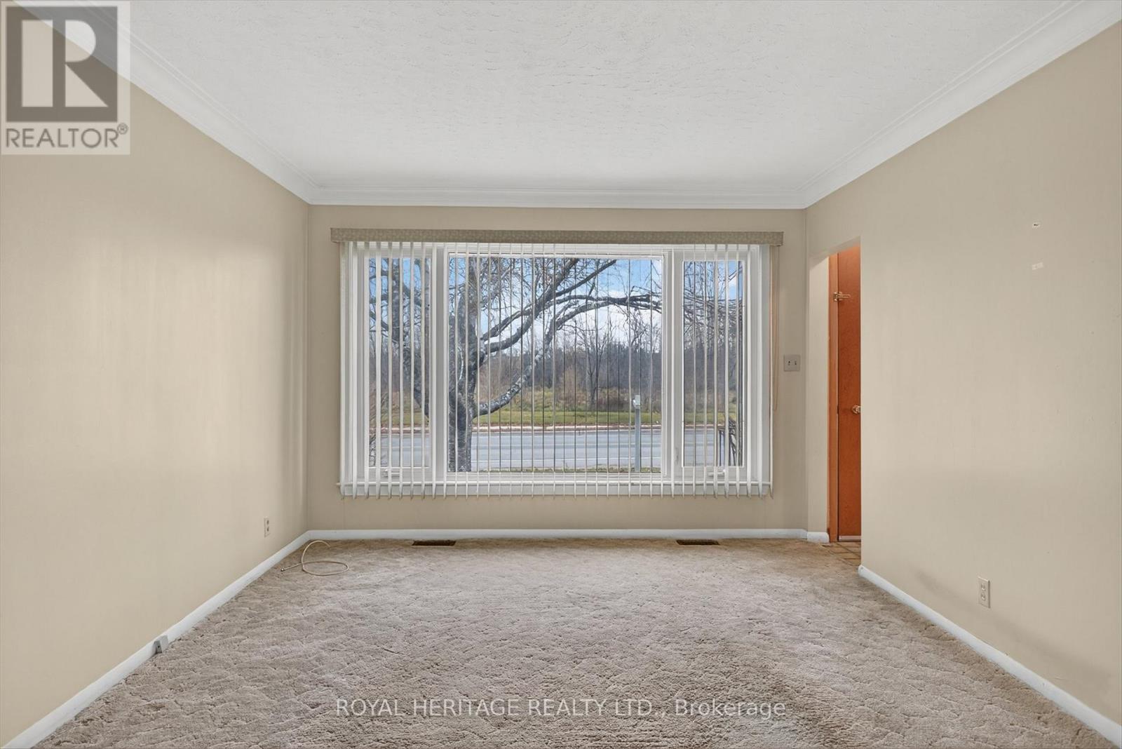 59 Colborne Street E, Kawartha Lakes, Ontario  K9V 1K6 - Photo 12 - X12578772