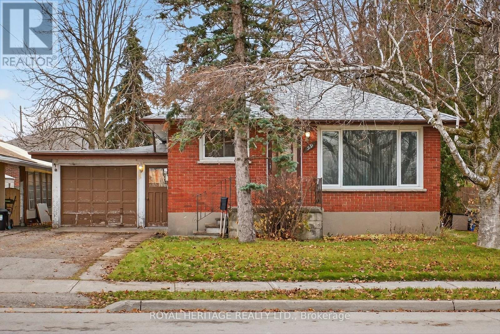 59 Colborne Street E, Kawartha Lakes, Ontario  K9V 1K6 - Photo 2 - X12578772