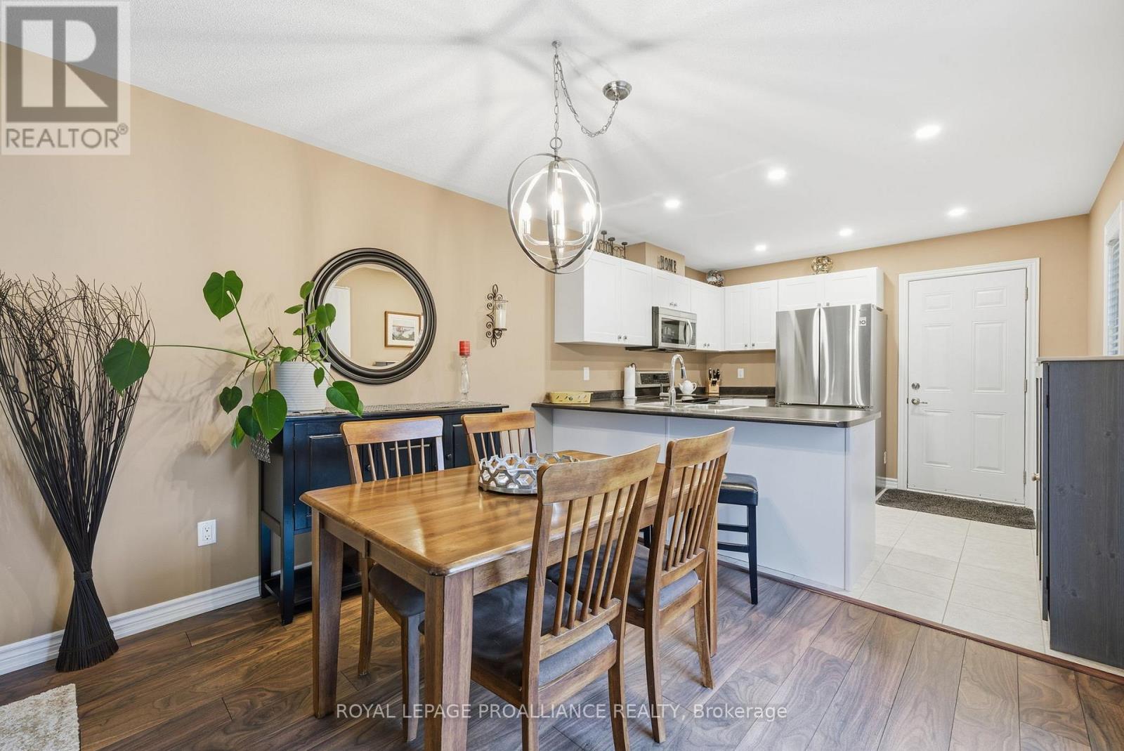 716 Wilkins Gate, Cobourg, Ontario  K9A 0J3 - Photo 10 - X12578814