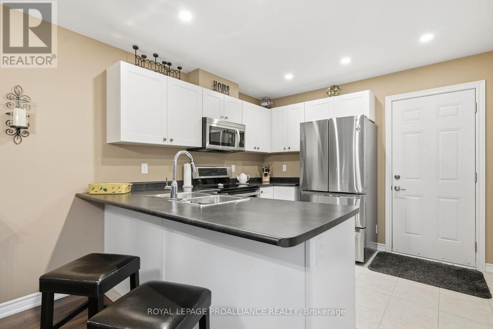 716 Wilkins Gate, Cobourg, Ontario  K9A 0J3 - Photo 14 - X12578814