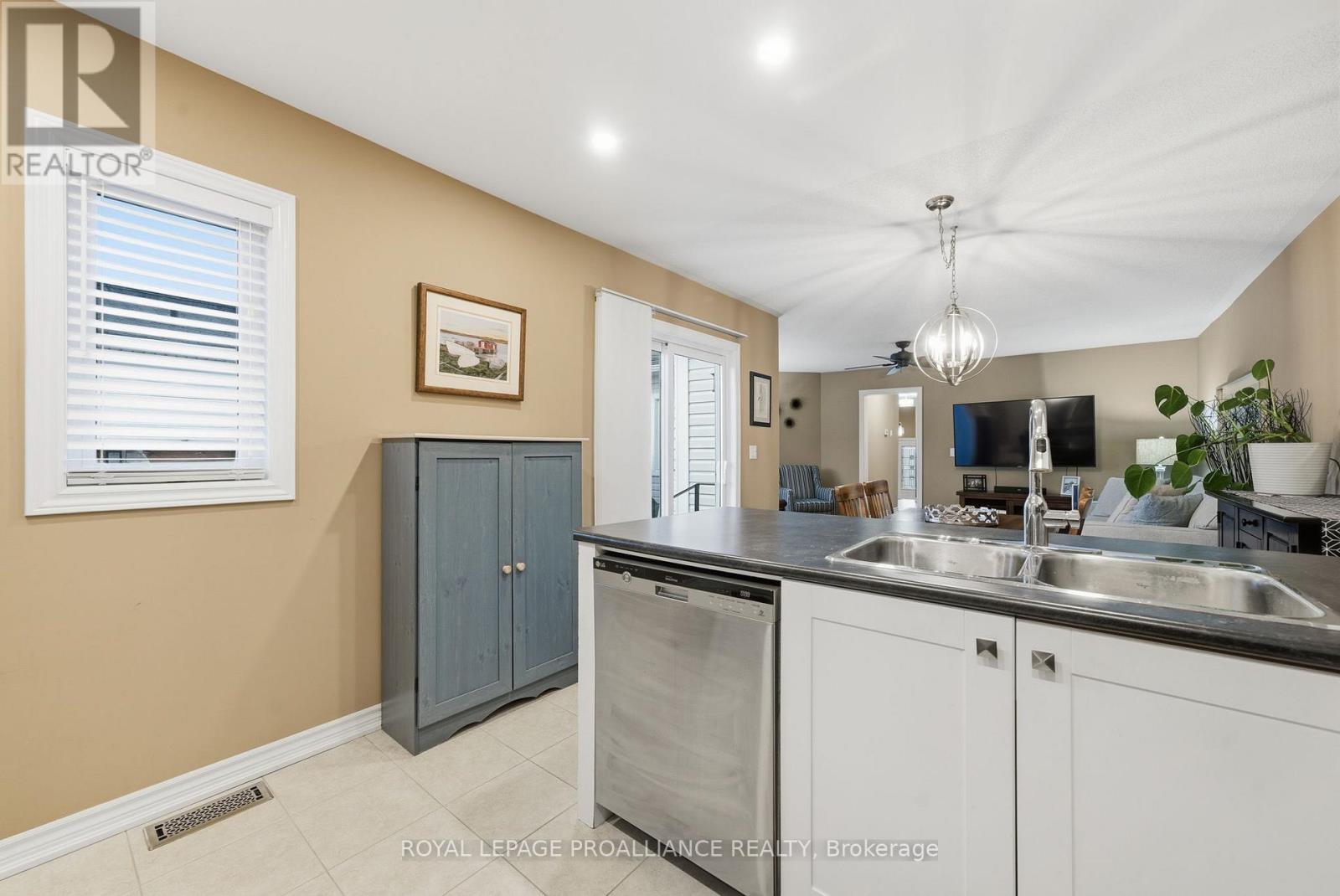 716 Wilkins Gate, Cobourg, Ontario  K9A 0J3 - Photo 17 - X12578814