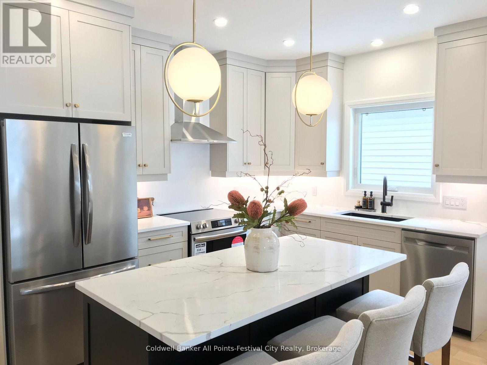 169 Wimpole Street, West Perth, Ontario  N0K 1N0 - Photo 5 - X12578712