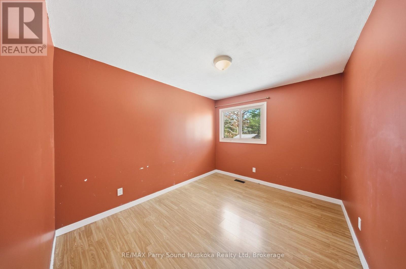 28 Black Road, Seguin, Ontario  P2A 2W8 - Photo 18 - X12578804