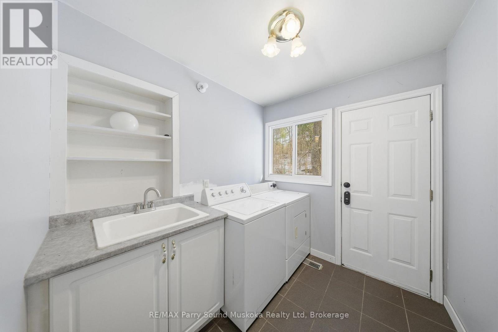 28 Black Road, Seguin, Ontario  P2A 2W8 - Photo 19 - X12578804