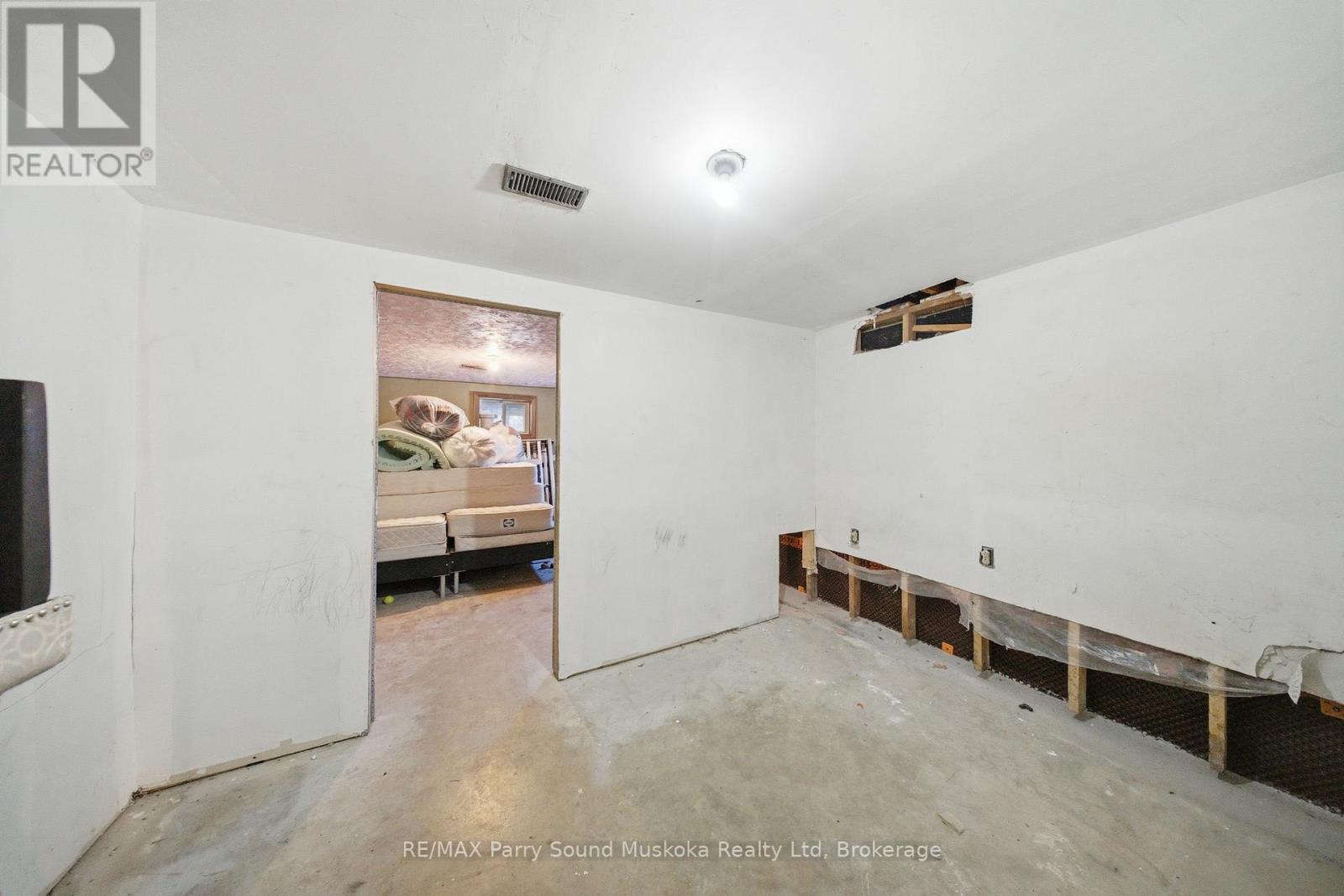 28 Black Road, Seguin, Ontario  P2A 2W8 - Photo 37 - X12578804