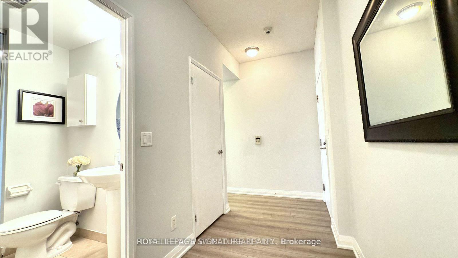 1806 - 220 Victoria Street, Toronto, Ontario M5B 2R6 - Photo 19 - C12558048