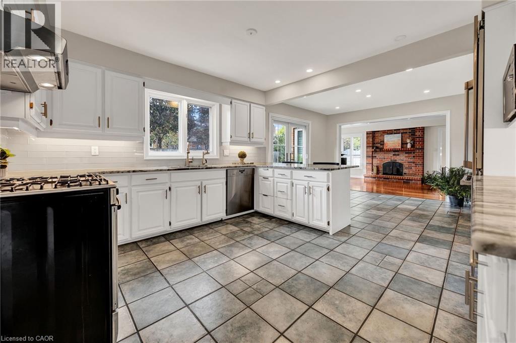 250 Grey Squirrel Place, Waterloo, Ontario  N2K 3H9 - Photo 11 - 40790707