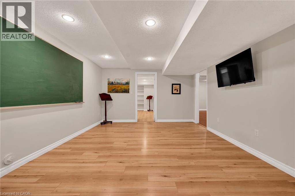 250 Grey Squirrel Place, Waterloo, Ontario  N2K 3H9 - Photo 26 - 40790707