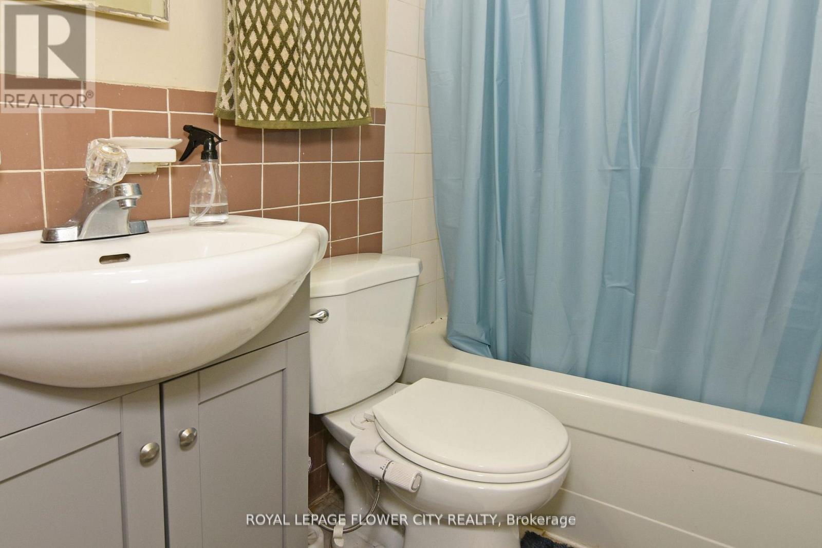 105 - 1176 Hamilton Road, London East, Ontario  N5W 1A9 - Photo 8 - X12571016