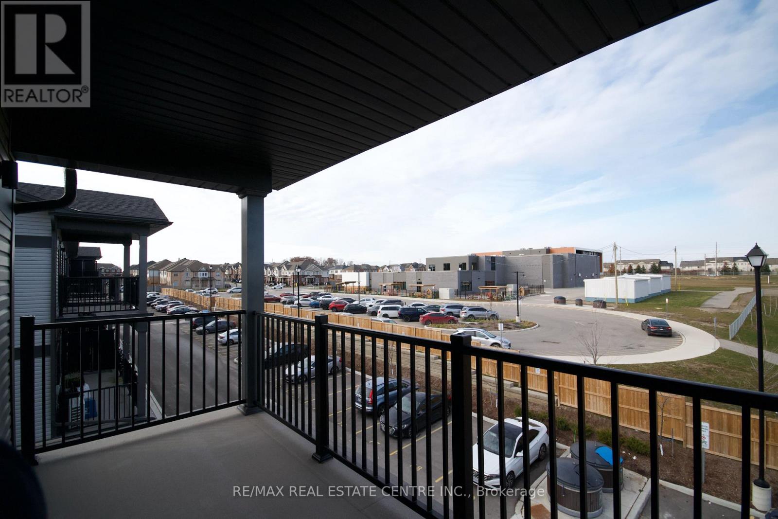 160 Oat Lane, Kitchener, Ontario  N2E 0S8 - Photo 17 - X12578350