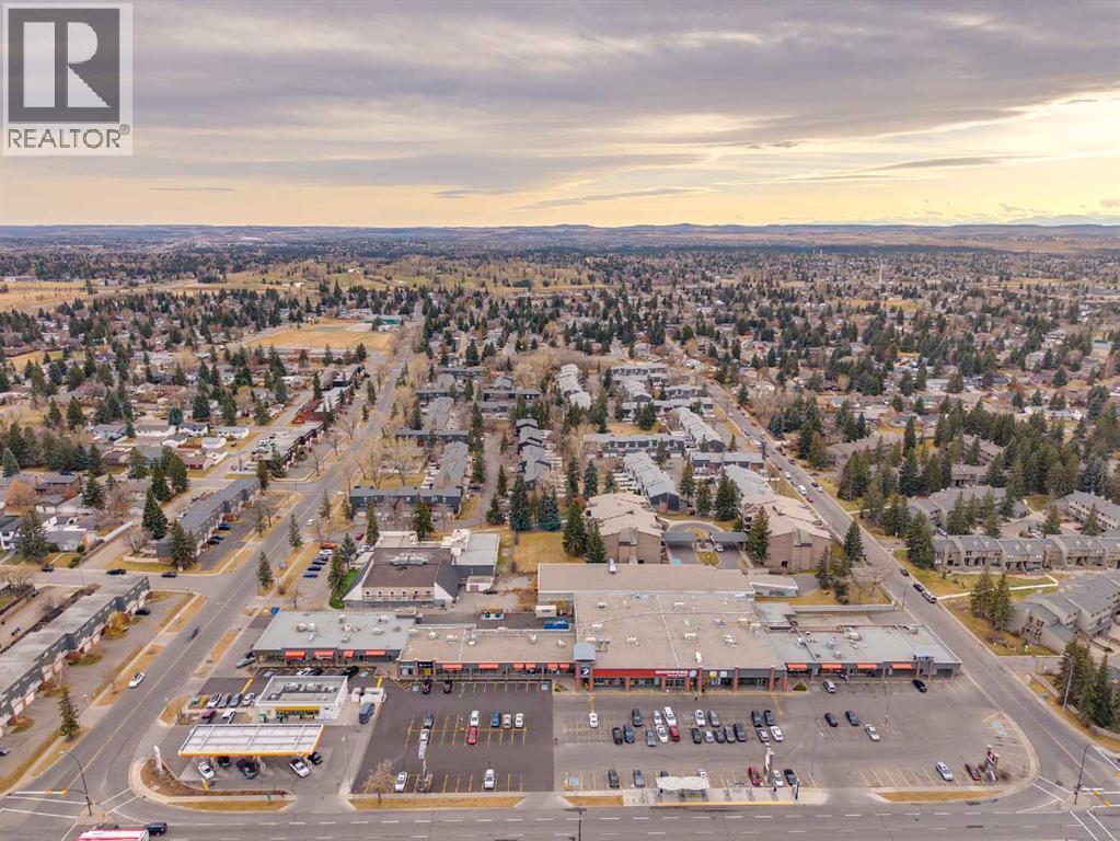 25 Brae Glen Court Sw, Calgary, Alberta  T2W 1B6 - Photo 38 - A2270480