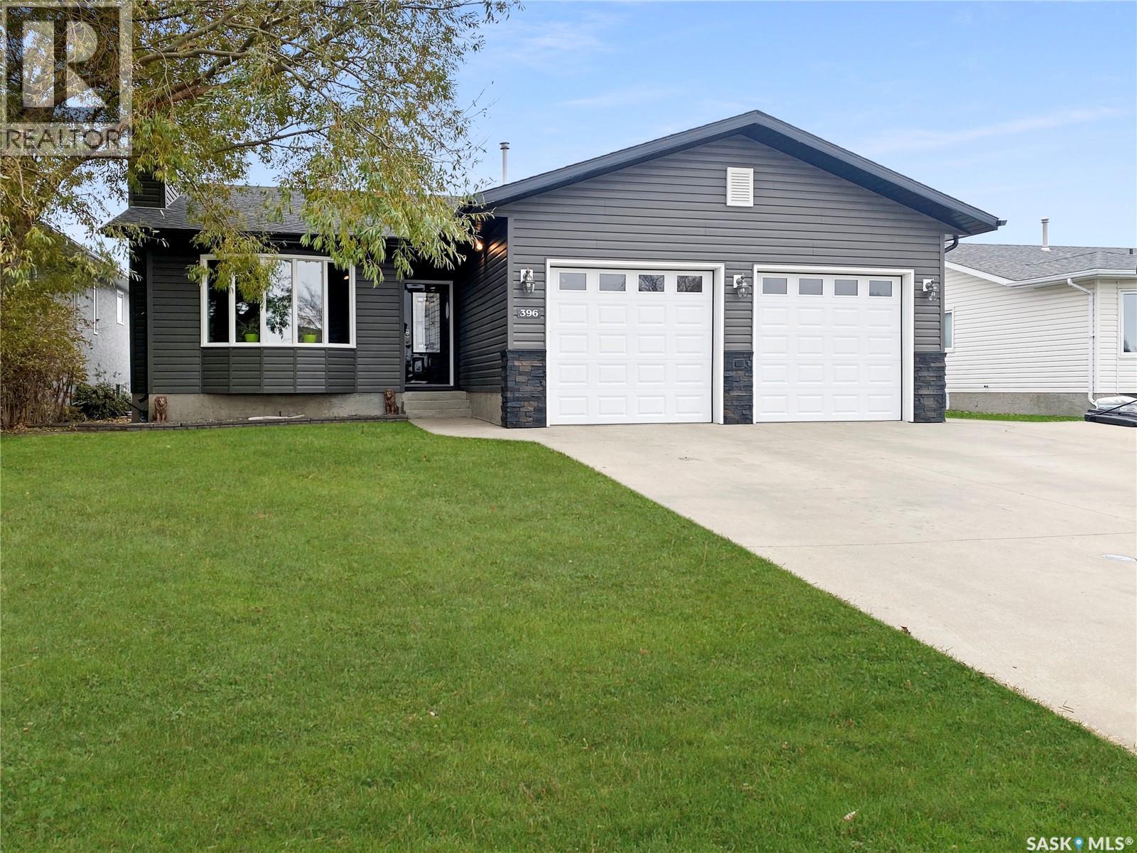 396 Petterson DRIVE, Estevan, Saskatchewan