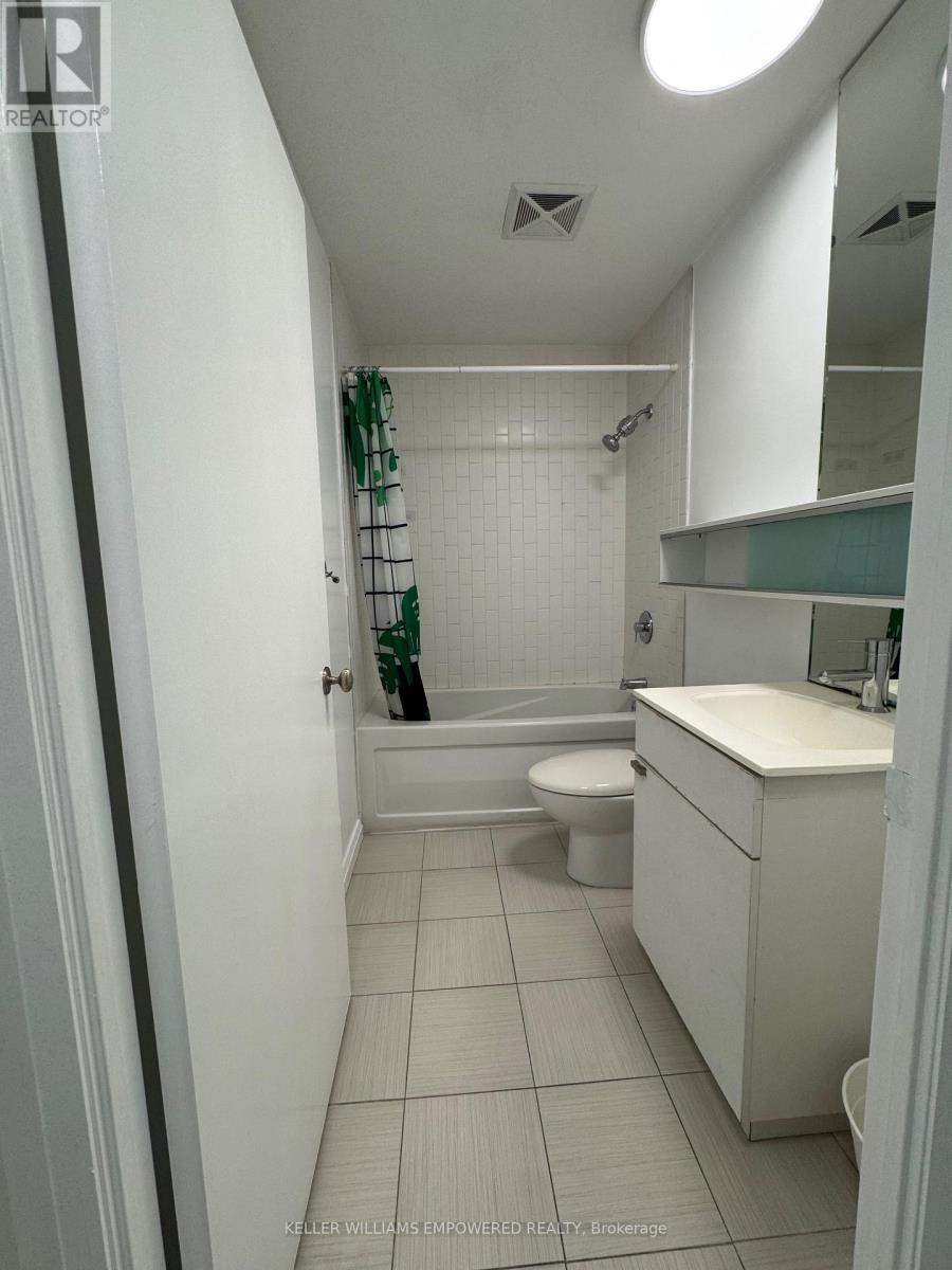 1708 - 111 Elizabeth Street, Toronto, Ontario  M5G 1P7 - Photo 16 - C12578596