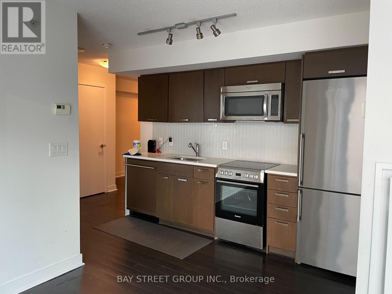 708 - 295 Adelaide Street W, Toronto, Ontario  M5V 0L4 - Photo 5 - C12578632