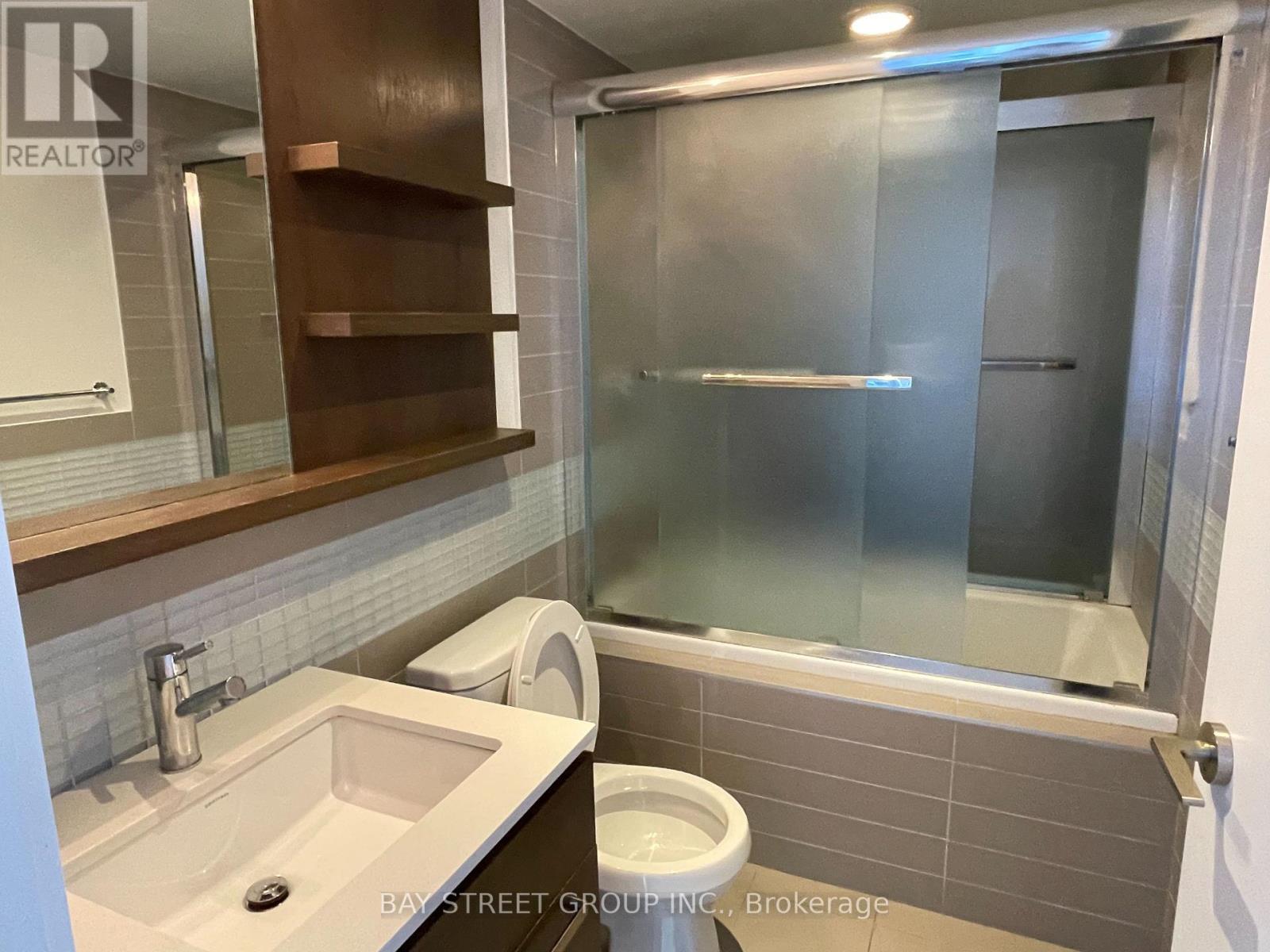 708 - 295 Adelaide Street W, Toronto, Ontario  M5V 0L4 - Photo 6 - C12578632