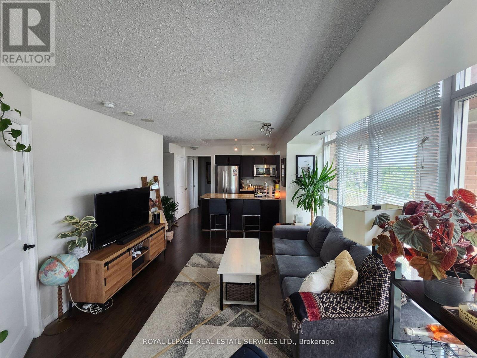 502 - 125 Western Battery Road, Toronto, Ontario  M6K 3R8 - Photo 4 - C12578688