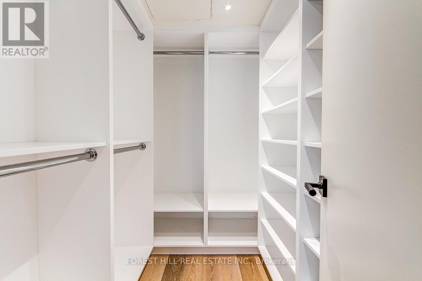 2602 - 200 Cumberland Street, Toronto, Ontario  M5R 1A2 - Photo 29 - C12578738