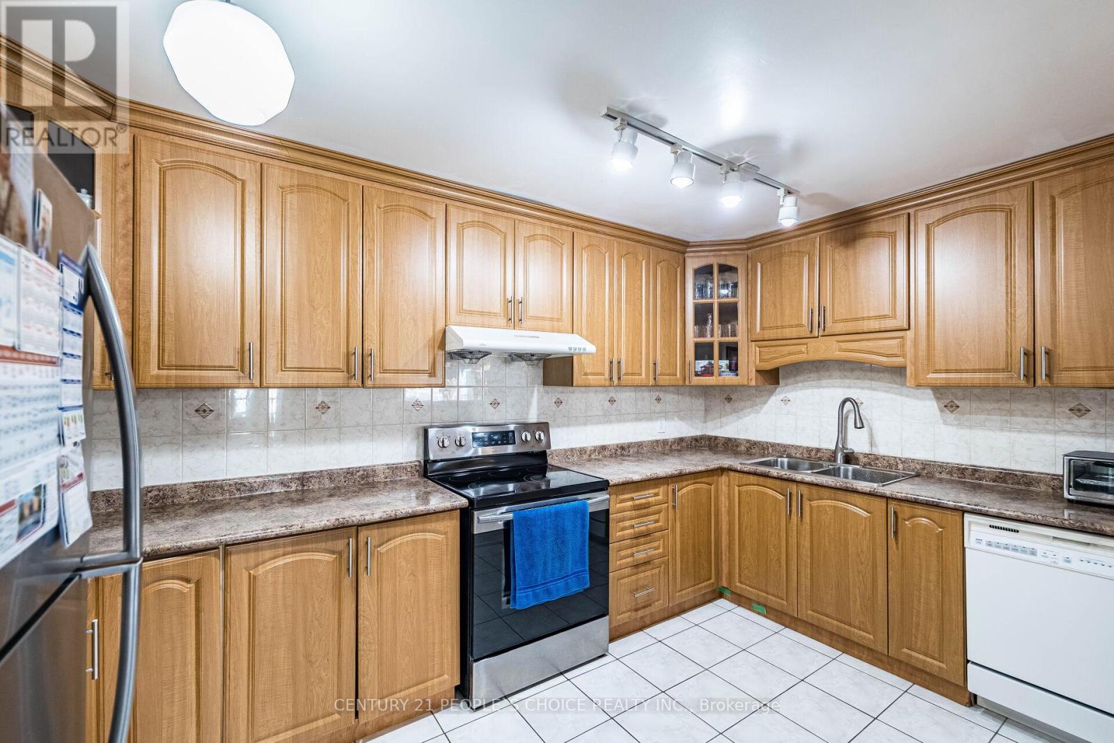 1602 - 195 Wynford Drive, Toronto, Ontario  M3C 3P3 - Photo 14 - C12578768